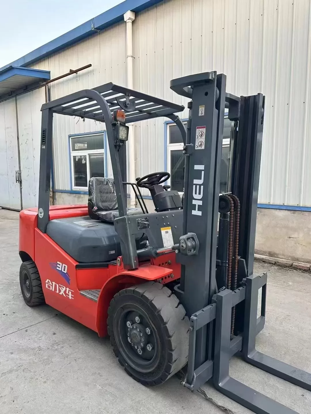 μεταχειρισμένο mini diesel forklift heli 3ton forklift