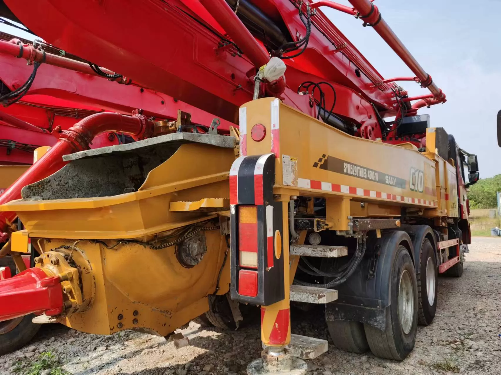 2020 sany truck-mounted concrete pump pump car 43m boom on sany chassis